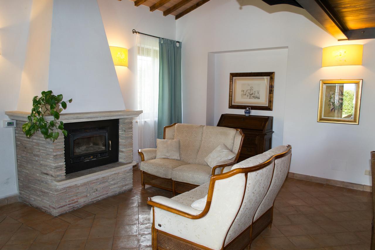 Agriturismo Poggio Delle Conche ピティリアーノ エクステリア 写真