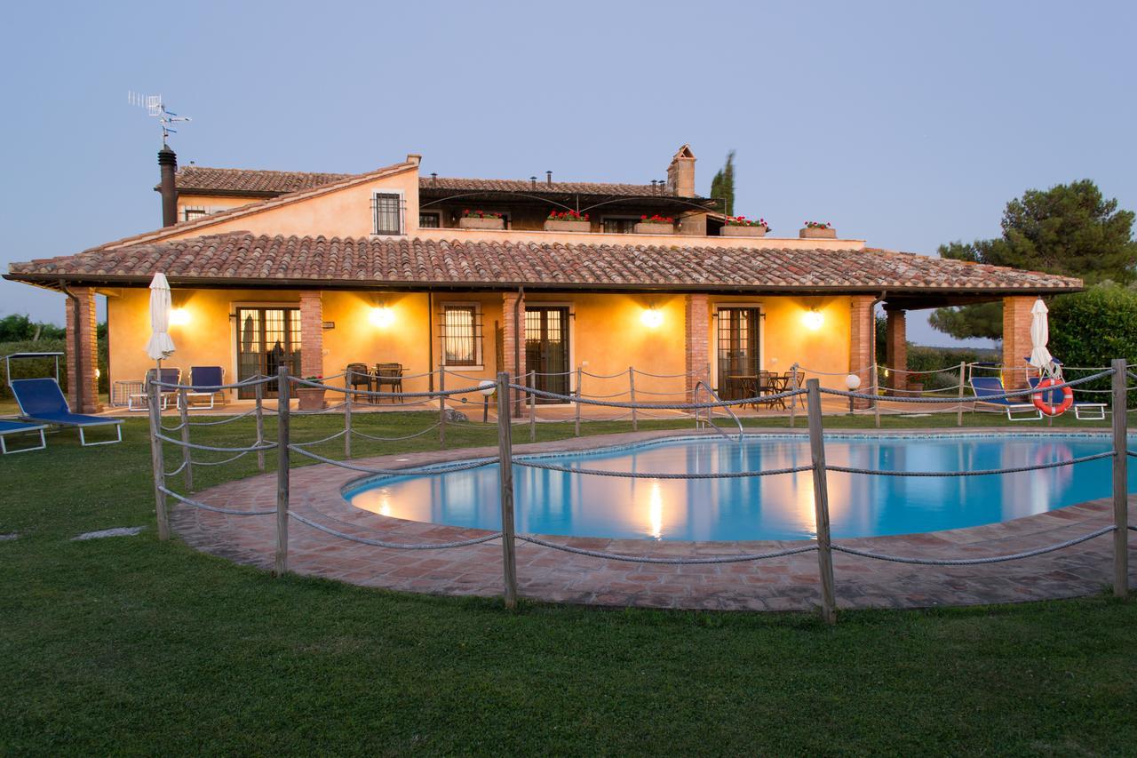 Agriturismo Poggio Delle Conche ピティリアーノ エクステリア 写真